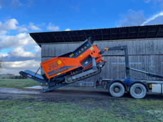 Hackgut Möslinger aus OÖ_Arjes Brecher