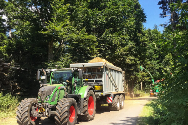 Hackgut Möslinger aus OÖ_Fendt 724