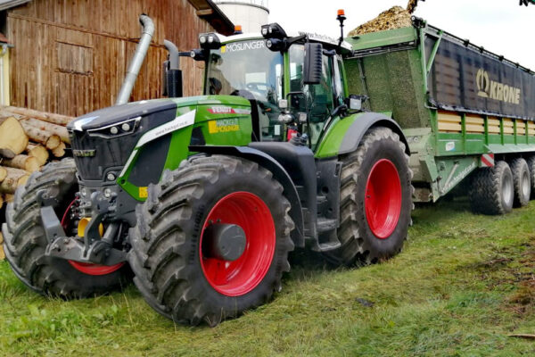 Hackgut Möslinger aus OÖ_Fendt942