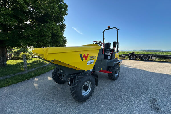 Hackgut Möslinger_Dumper_Wacker Neuson_DW40 Wacker Neuson DW40 Raddumper im Fuhrpark der Hackgut Möslinger GmbH aus OÖ